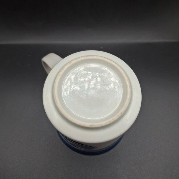 Otagiri Half Moon Bay Ceramic Mug With Seagull Design In White & Blue - Picture 6 of 6